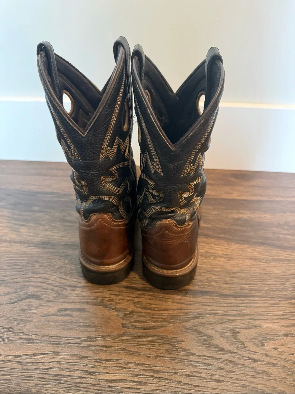 Big kid Cody James Brown Leather Western Pull-On Boots - Black Shaft